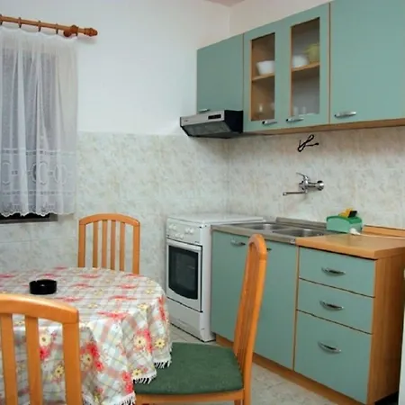 Demar Apartment Splitska